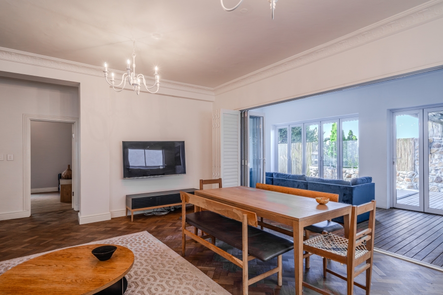 5 Bedroom Property for Sale in Simons Kloof Western Cape